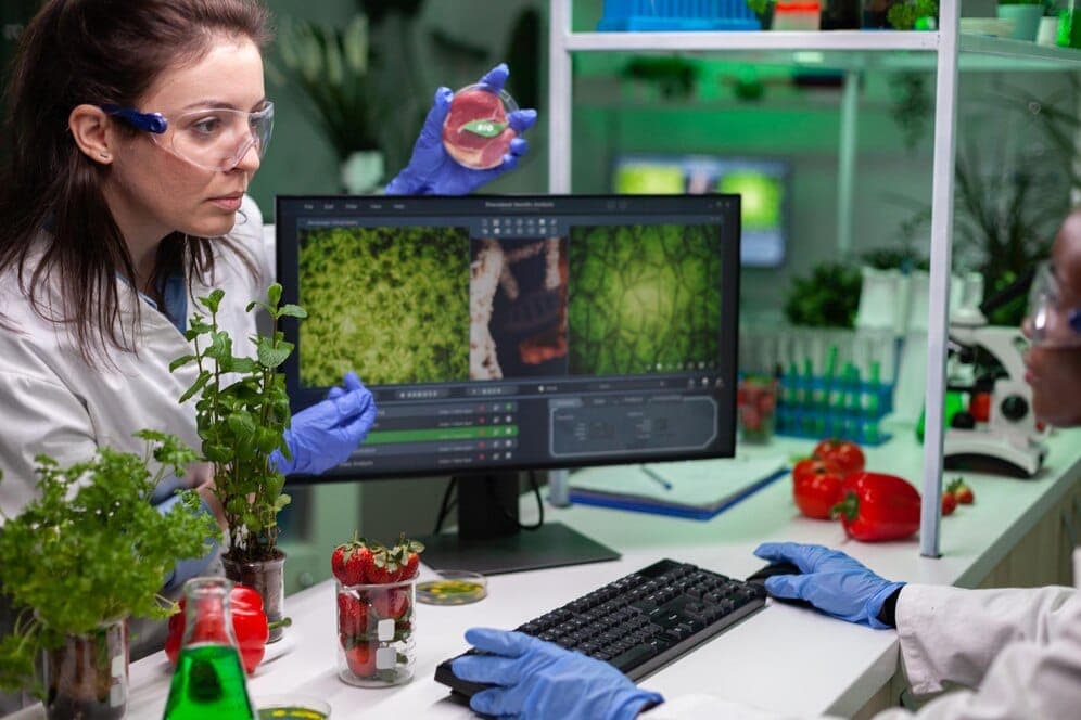 unveiling-the-potential-of-biohacking-diy-biology-for-self-improvementunveiling-the-potential-of-biohacking-diy-biology-for-self-improvement